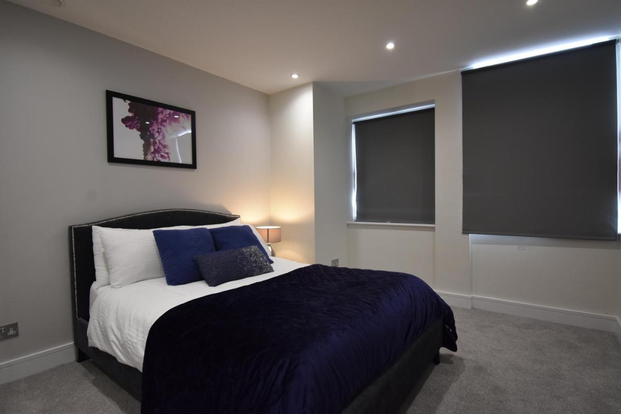 Northside Apartments Ealing ロンドン エクステリア 写真