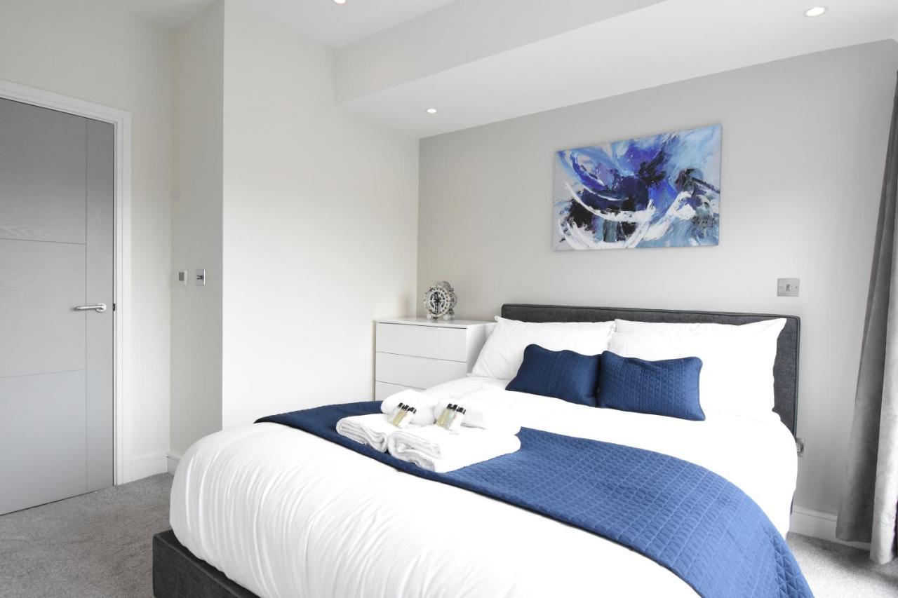Northside Apartments Ealing ロンドン エクステリア 写真
