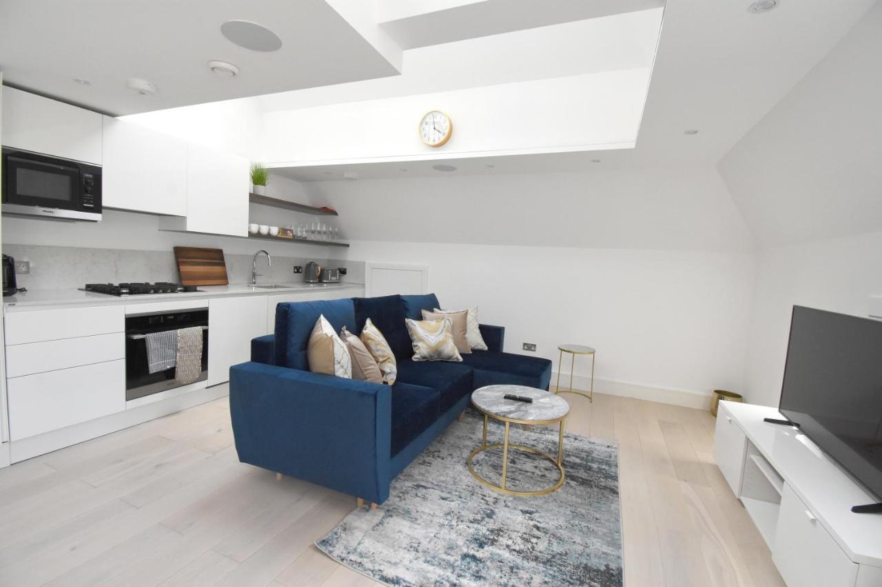 Northside Apartments Ealing ロンドン エクステリア 写真